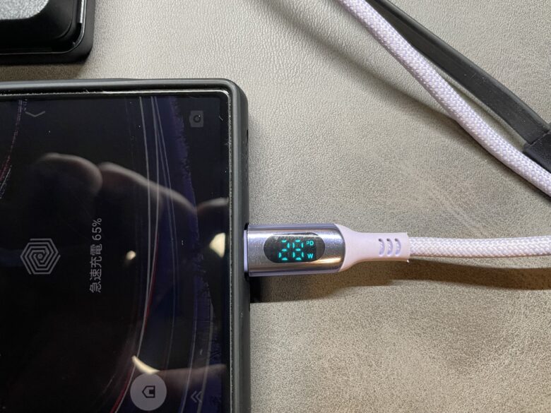 CIO SMRTCOBY Ex03 SLIM PLUG&CABLEの出力