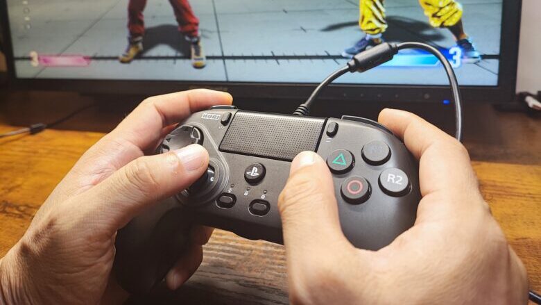 HORIファイティングコマンダーOCTAでスト6プレイ