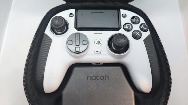 NACON REVOLUTION 5 PRO