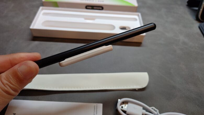 磁気吸着充電器