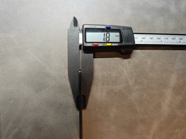 厚さ1.8mm